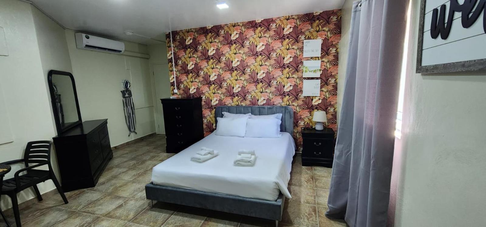 Cozy Studio Apartment Minutes From The Beach Виллемстад Экстерьер фото